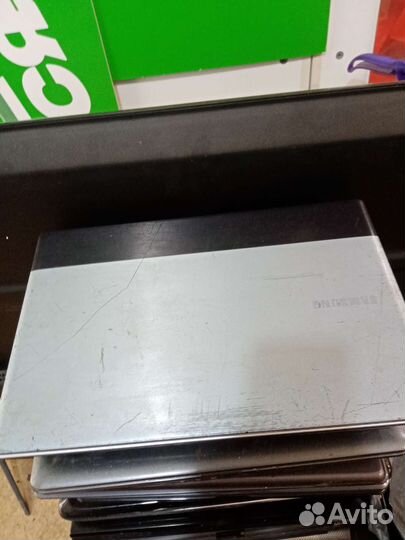 Ноутбуки на запчасти матрицы 2 шт RV520 и hp D40