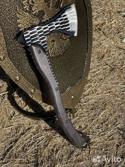 Топор цельнометаллический