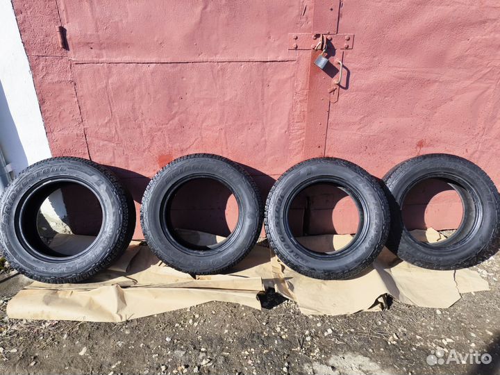 Bridgestone Dueler A/T 001 215/65 R16