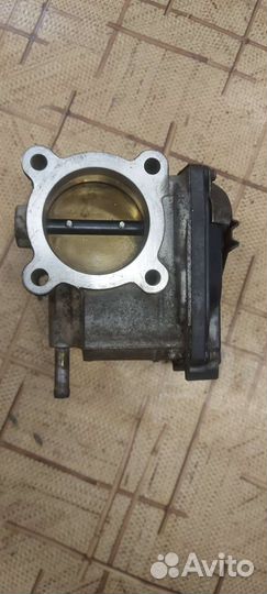 Дроссельная заслонка