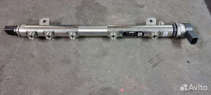 Рампа (рейка) топливная Common Rail A6460702095