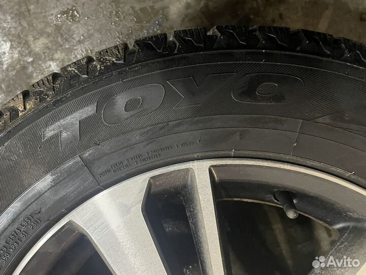 Зимние шины Toyo Observe gsi6 225/65 r17 на дисках