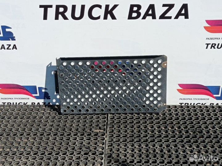 Трап за кабиной