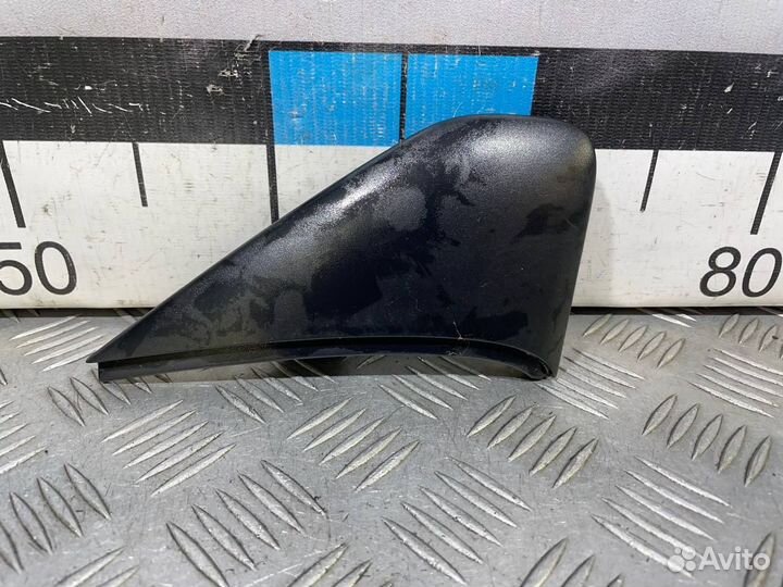 Б/У Накладка зеркала правого#001
