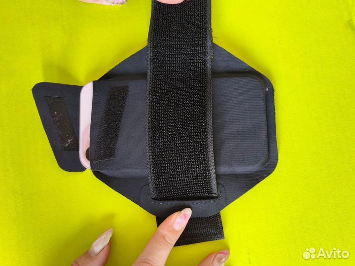 Чехол на телефон на руку для бега Reebok