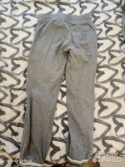 Спортивный костюм женский