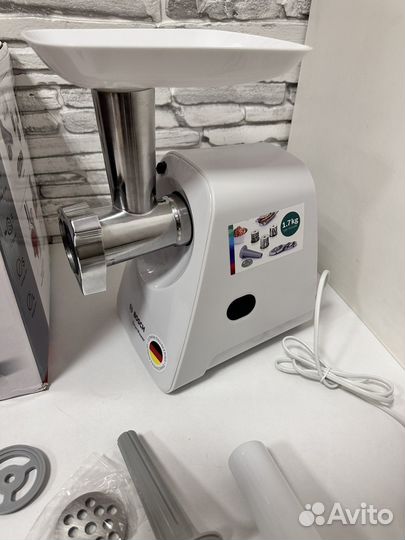 Мясорубка Bosch SmartPower MFW2514W новая