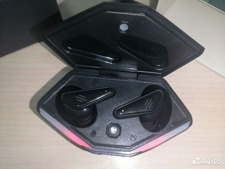 Беспроводные наушники