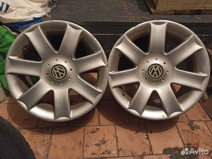 Диски на Volkswagen (VAG) R15