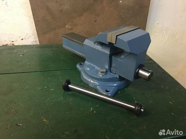 Тиски слесарные тсс-80 завод Металист россия