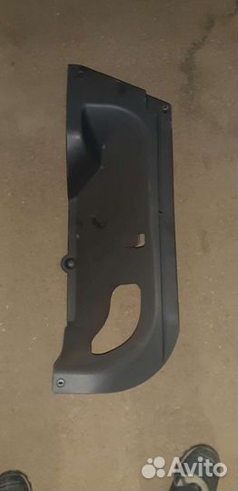 Обивка багажника Гранта лифтбек