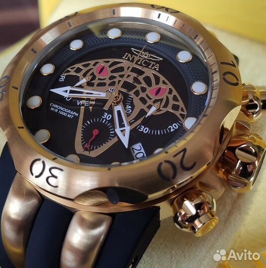 Швейцарские часы Invicta Exclusive Venom 28387
