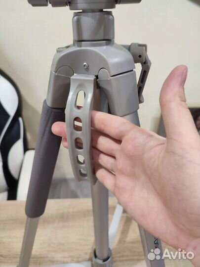 Штатив для фотоаппарата профессиональный