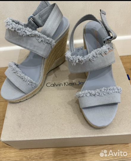 Босоножки женские 37 размер