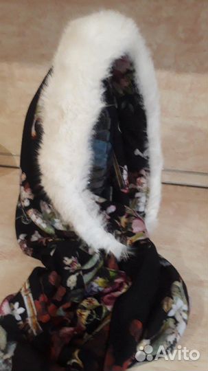 Капор с меховой опушкой кролик