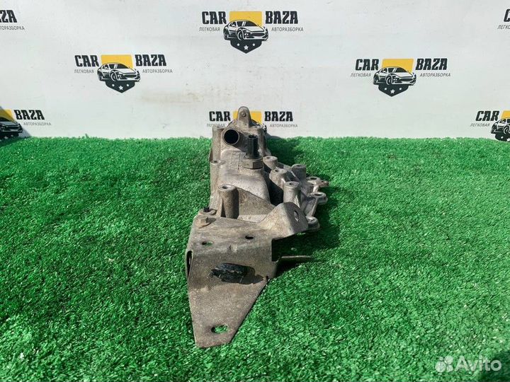 Корпус термостата Renault Sandero