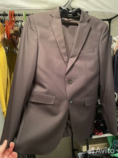 Классический костюм на мальчика 164