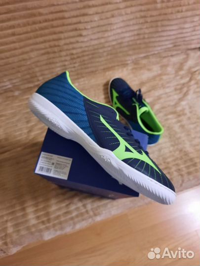 Футзалки 44 новые