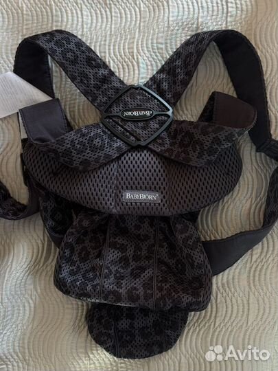 BabyBjorn Рюкзак-кенгуру Mini Mesh цвет антрацит