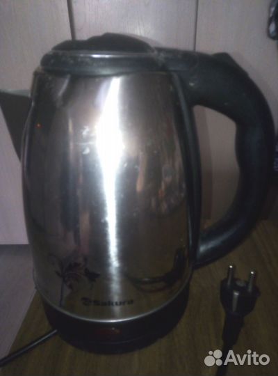 Чайник электрический бу
