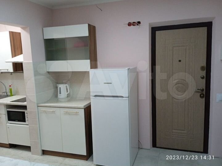 2-к. квартира, 57 м², 7/17 эт.