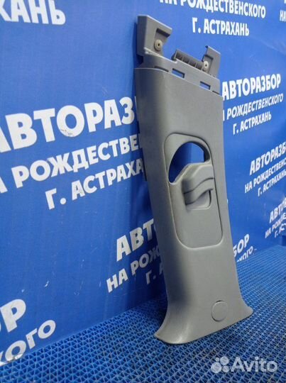 Обшивка средней стойки Hyundai Solaris 1 хэтчбек