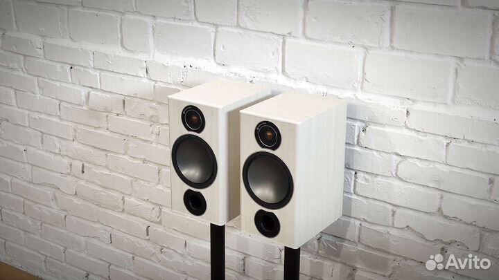 Мощные Monitor Audio Bronze 2 (England)