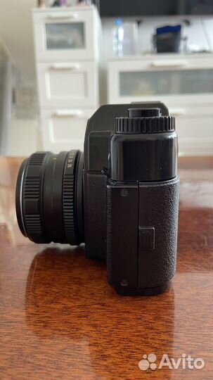 Плёночный фотоаппарат Zenit 122
