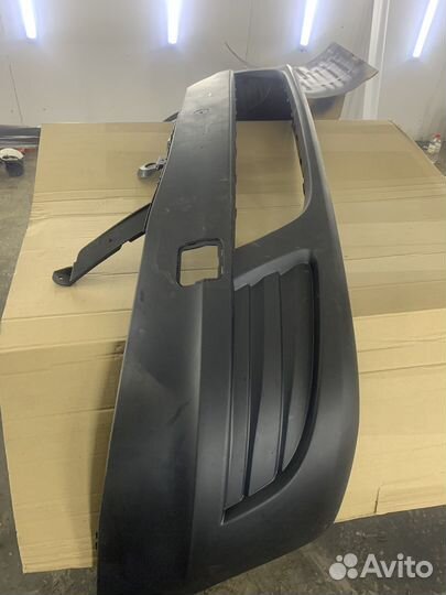 Бампер на renault logan