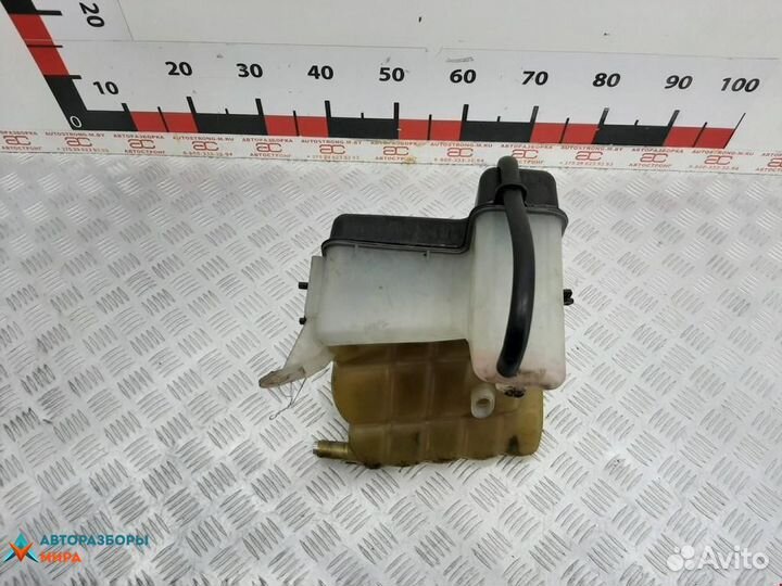 Бачок расширительный Jeep Commander 2006