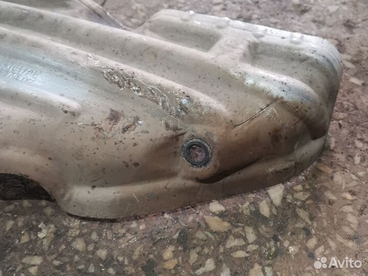 Кожух выпускного коллектора Skoda Octavia A4