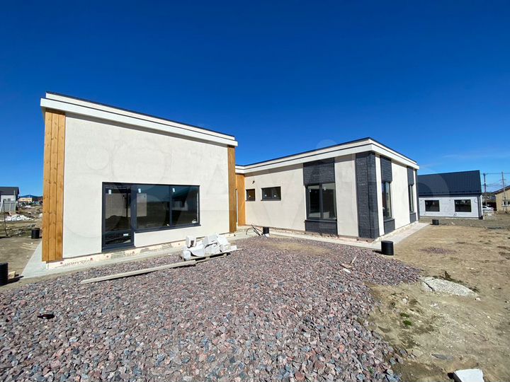 Дом 155 м² на участке 6,1 сот.