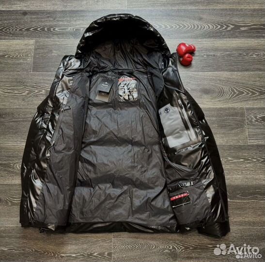 Пуховик prada на пуху / куртка prada