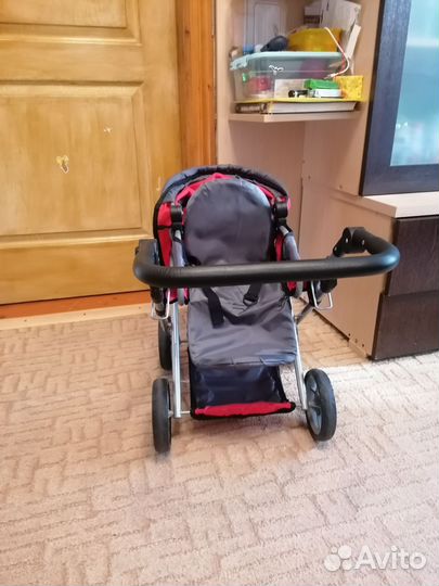 Коляска для кукол