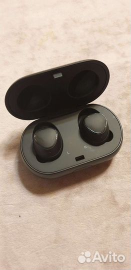Беспроводные наушники Samsung gear iconx