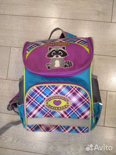 Школьный рюкзак
