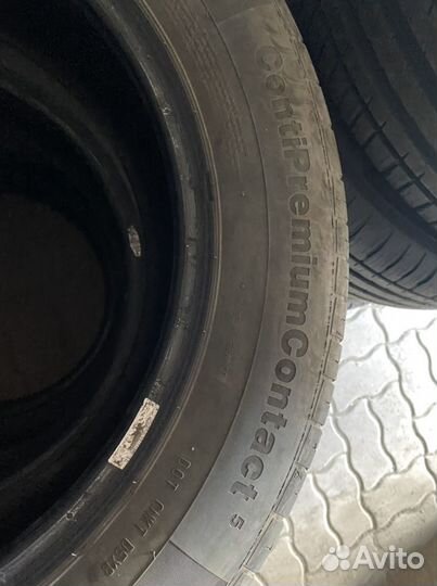 Continental ContiPremiumContact 215/60 R17