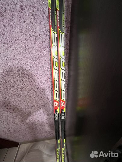 Беговые лыжи, палки, ботинки