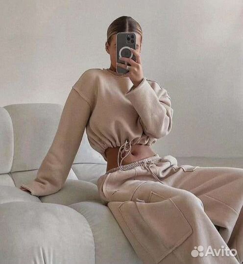 Спортивный костюм женский