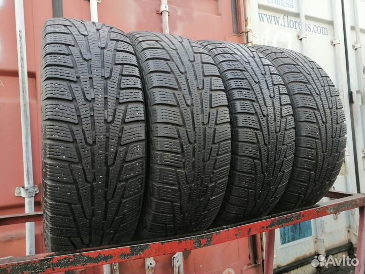 Nokian Tyres Hakkapeliitta R SUV 225/60 R17 100T