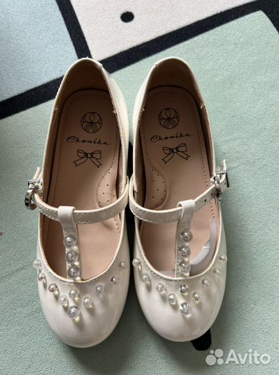 Нарядные туфли для девочки 28