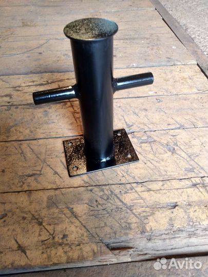 Кнехт швартовой