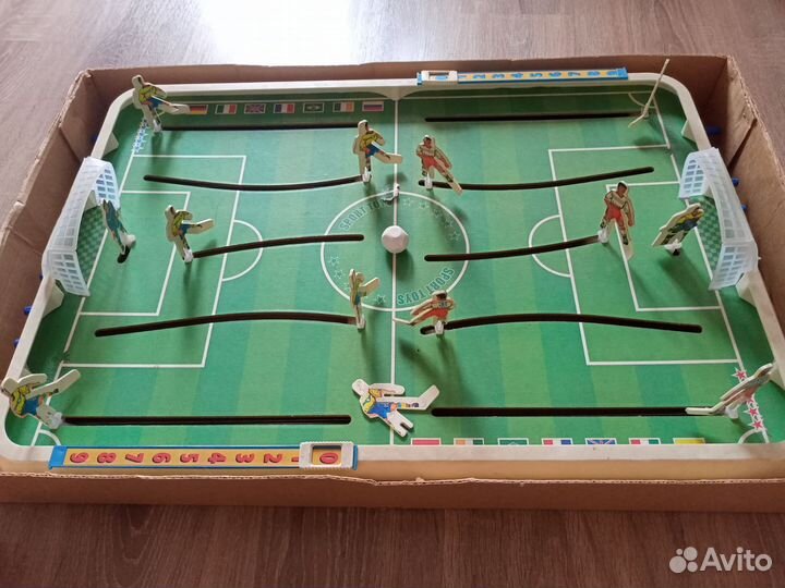 Настольный футбол