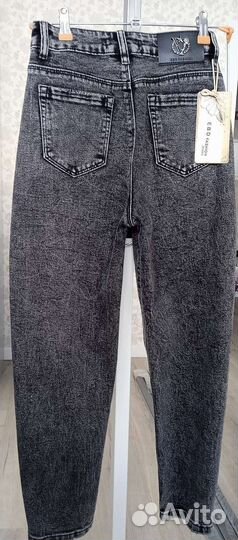Джинсы новые р-р 42 (W26 )