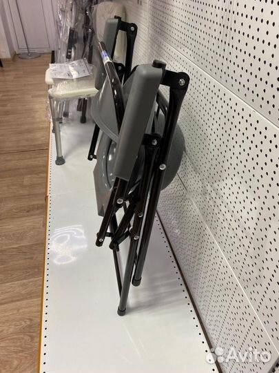 Кресло Туалет Складное для Пожилых и Инвалидов