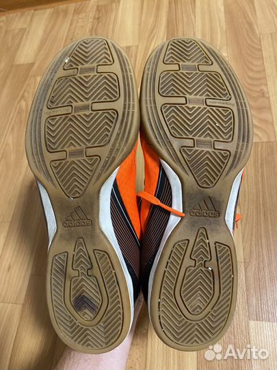 Футзалки adidas f10