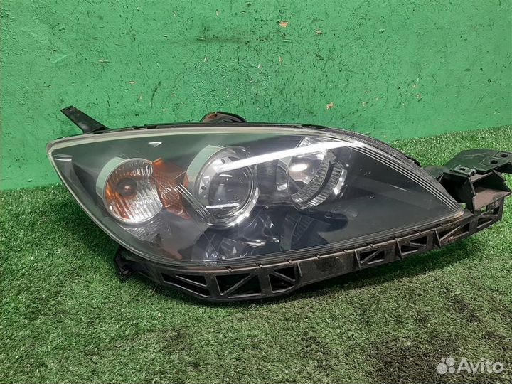 Фара правая Mazda 3 (BK) 2005