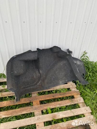 Обшивка багажника левая Volkswagen Polo cедан cfna