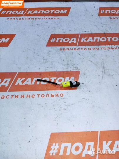 Датчик удара Toyota Corolla 10 (E140/E150) рест