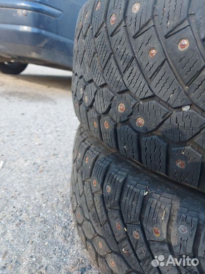 Continental ContiIceContact 215/65 R16 102T
